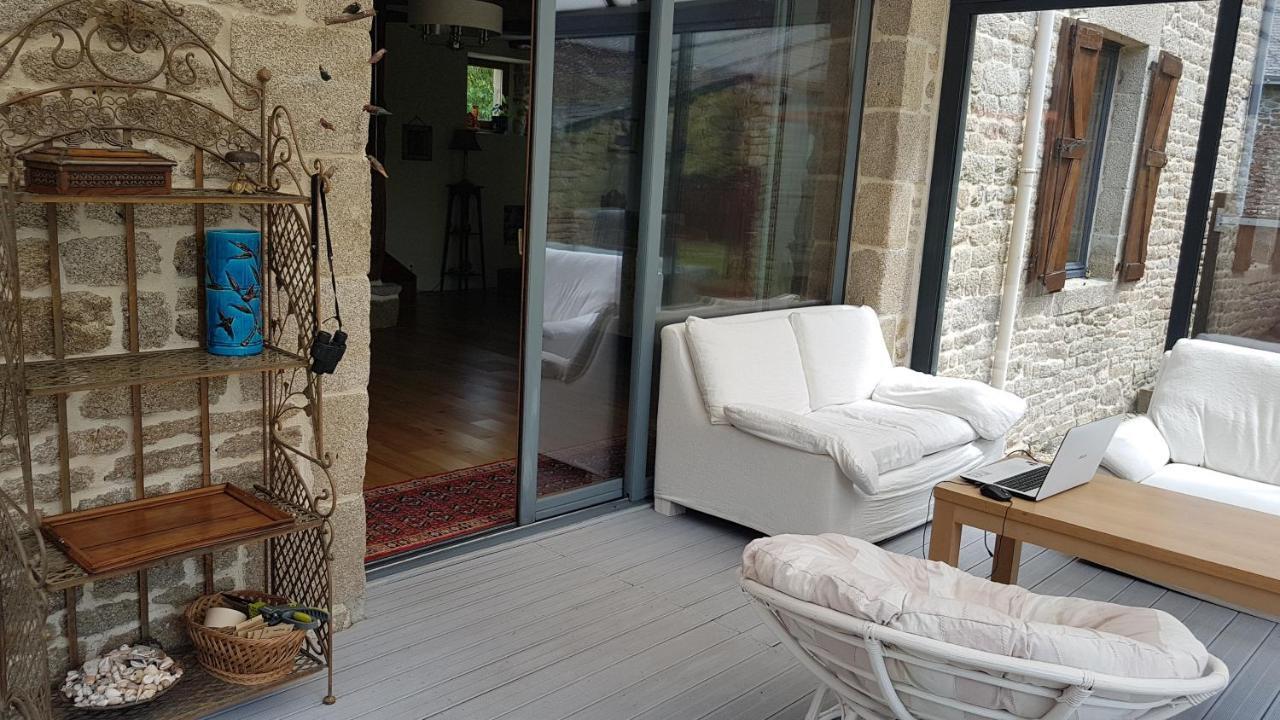 Hotel Le Jardin Des Chenes Plumelec Exterior foto