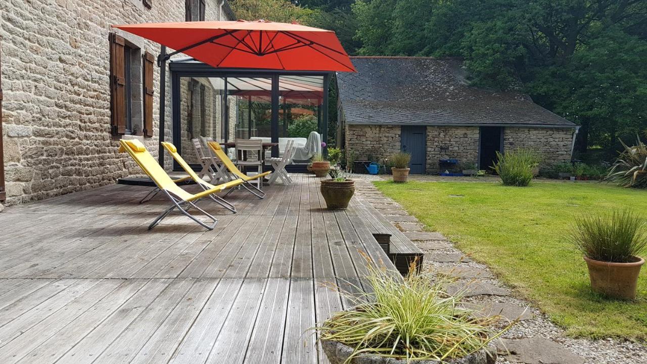 Hotel Le Jardin Des Chenes Plumelec Exterior foto